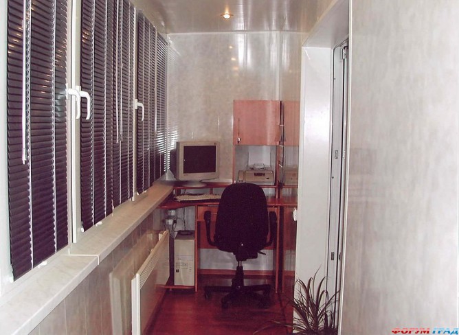 Дизайн застекленного балкона