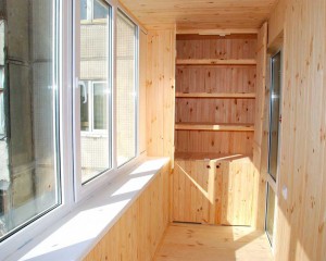 Шкаф на лоджии